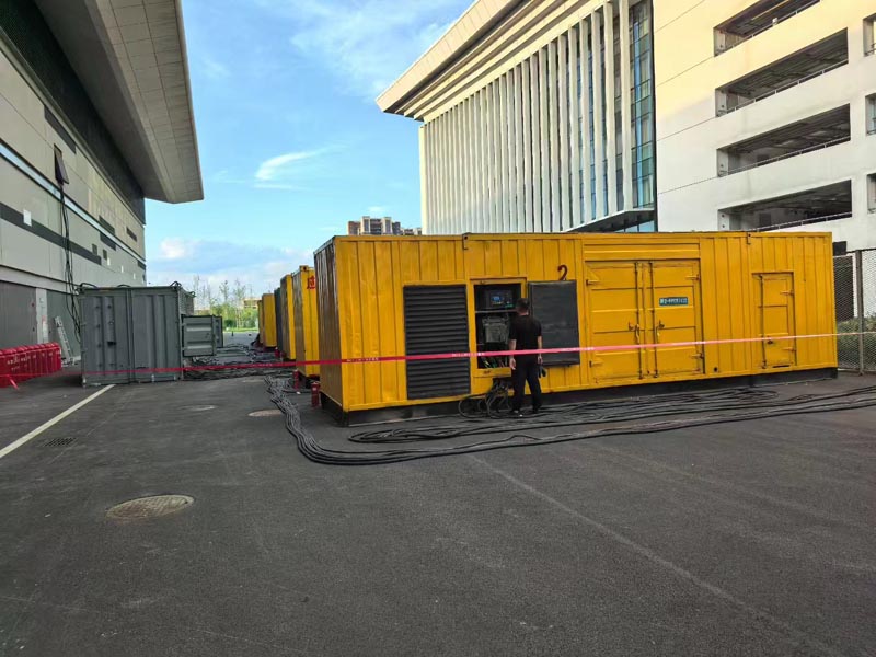 三伏潭镇柴油发电机冬季保养注意事项？